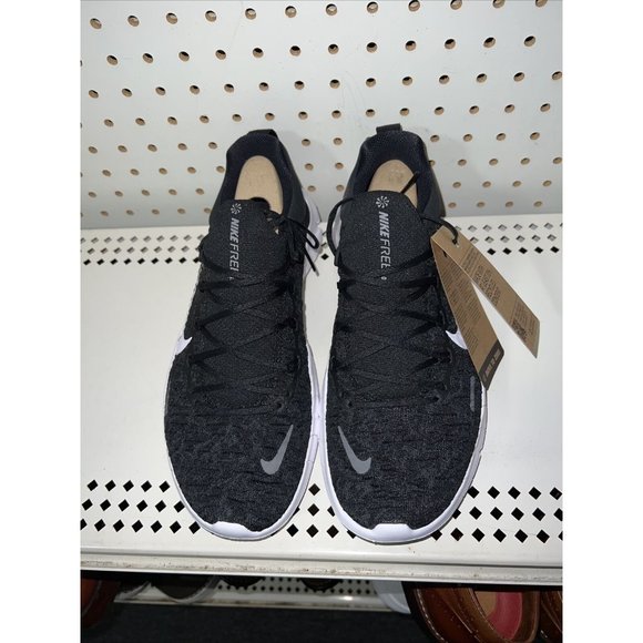 Nike Free RN 5.0 Next Nature Womens Athletic Running Shoes Size 8 Black White - Picture 4 of 8